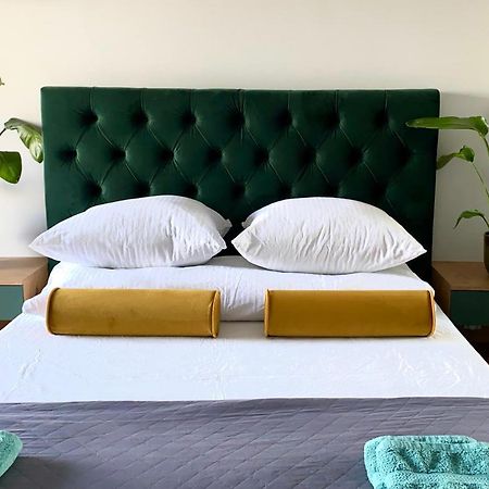 Cozy, Bright & Sunny Apartment With Terrace! วรอตซวาฟ ภายนอก รูปภาพ