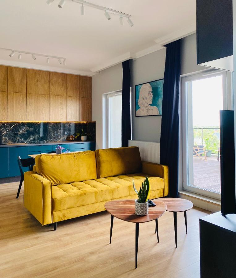 Cozy, Bright & Sunny Apartment With Terrace! วรอตซวาฟ ภายนอก รูปภาพ